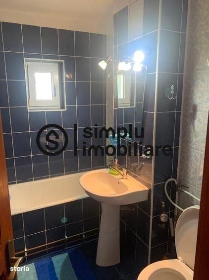 Apartament cu 2 camere semidecomandat în 1 Mai