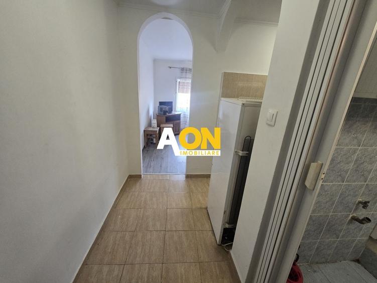 Garsonieră semidecomandată în Ampoi 1
