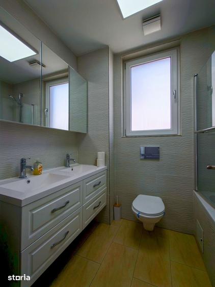 Apartament cu 4 camere în Tei