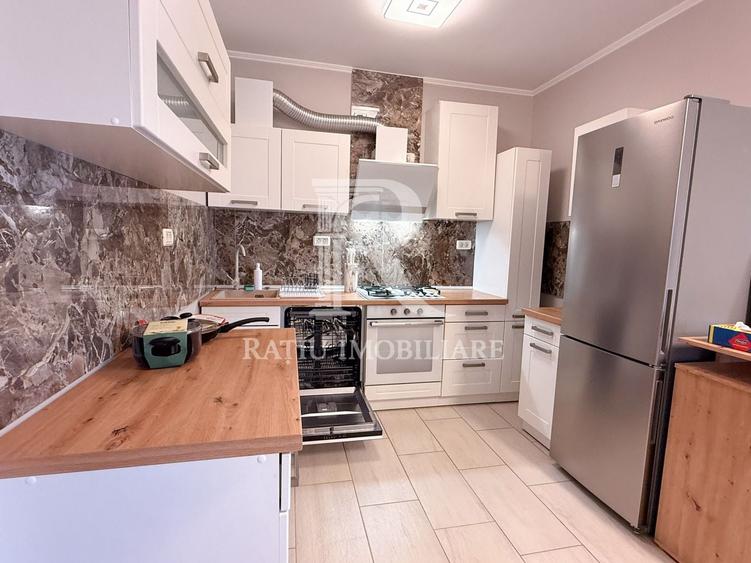 Apartament cu 2 camere decomandat, mobilat în Nufărul