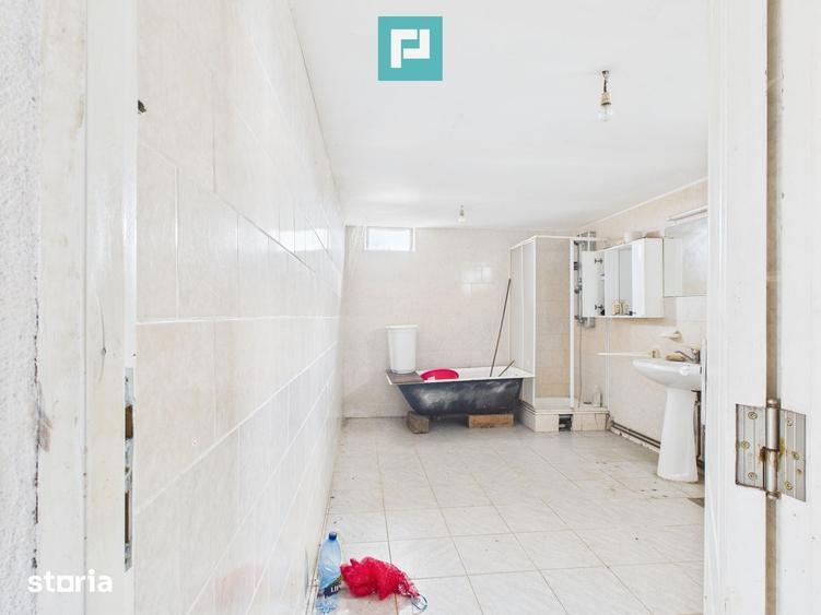 Casă cu Teren 2880 Mp în Semlac