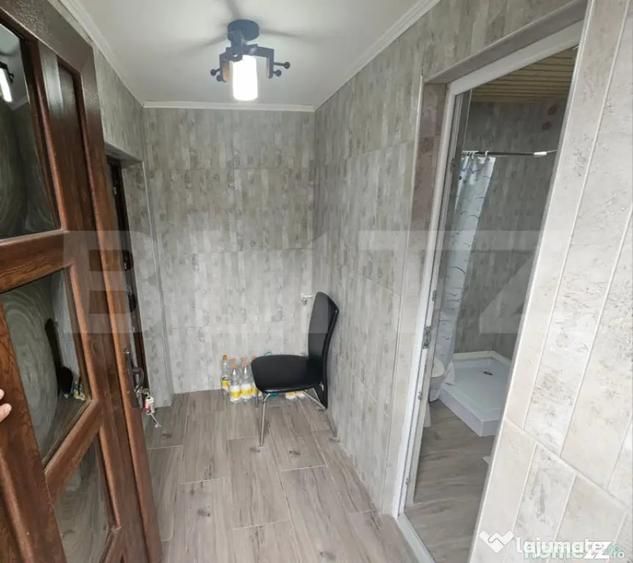 Casă cu 6 camere cu Teren 1565 Mp în Popești
