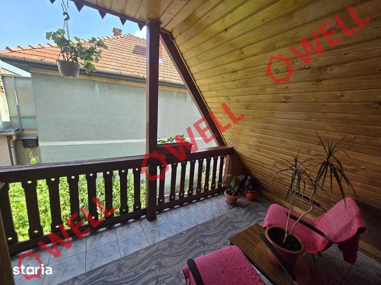 Casă cu 6 camere cu Teren 421 Mp în Central