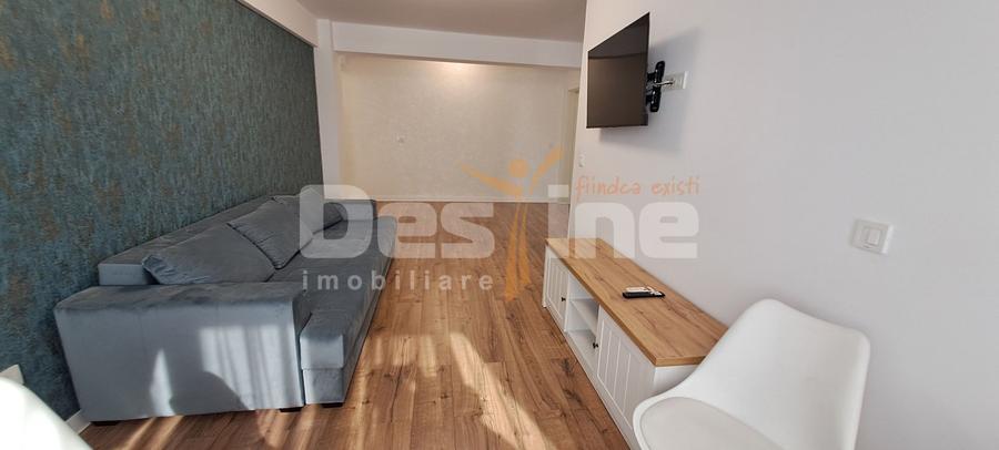 Apartament cu 2 camere semidecomandat, mobilat în Valea Adâncă