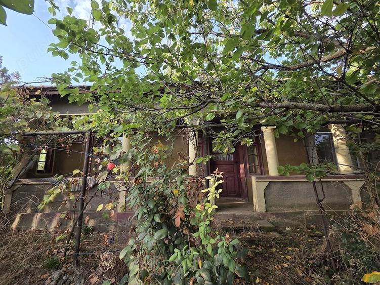 Casă cu 3 camere cu Teren 700 Mp în Gogoșari