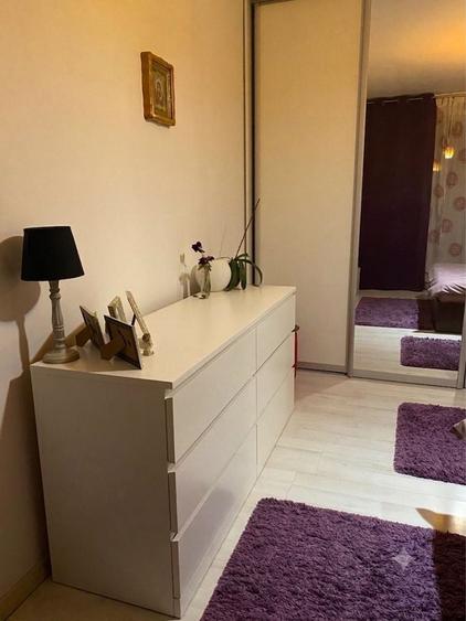 Apartament cu 2 camere decomandat în Florești