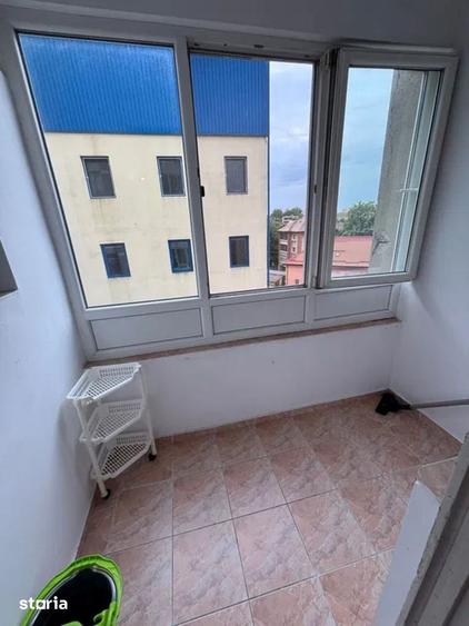 Garsoniera spa?ioasa, balcon ?i bucatarie separata Take Ionescu - 4