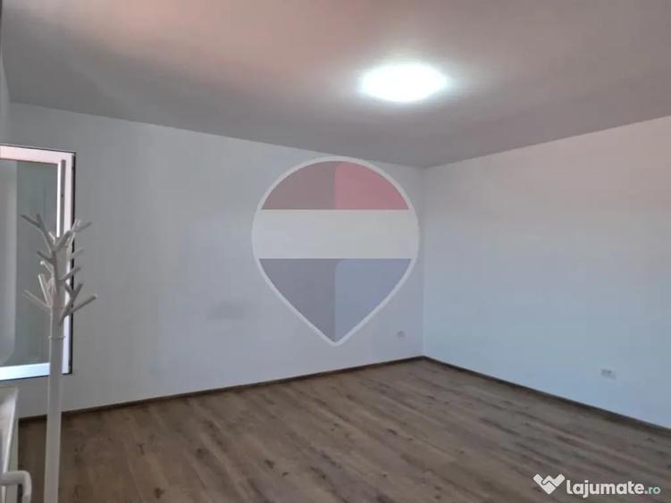 Spațiu comercial, de 50 mp, în Central