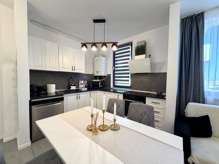 Apartament cu 3 camere decomandat, mobilat în Dumbrăvița