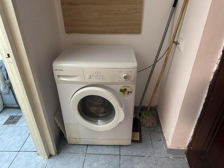 Garsonieră decomandată în Exterior Vest