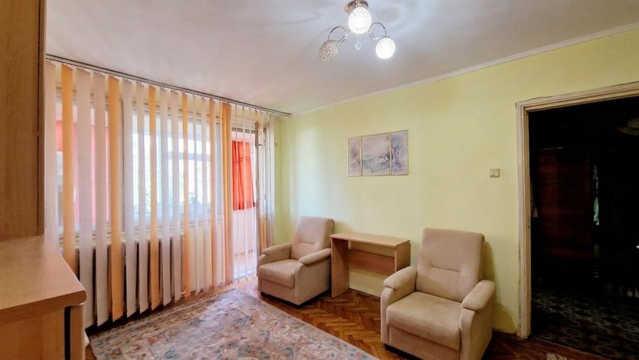 Apartament cu 2 camere semidecomandat, mobilat în P-ța Muncii