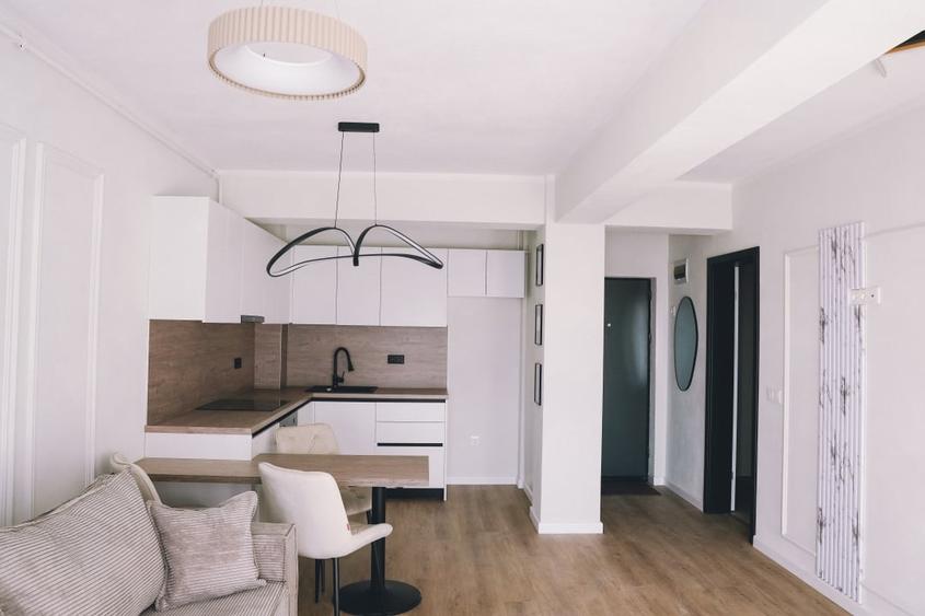 Apartament cu 2 camere decomandat, mobilat în Șelimbăr