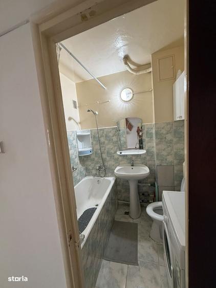 Apartament 2 camere Dristor, decomandat, loc parcare si boxa - 1