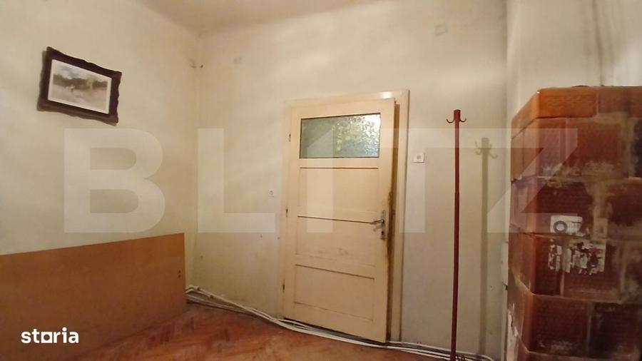 Casă cu 3 camere cu Teren 200 Mp în Central