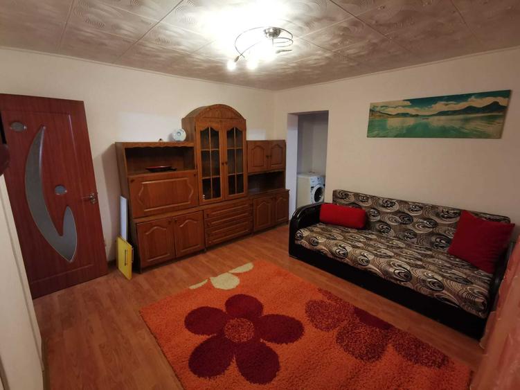 Apartament cu 2 camere semidecomandat în Exterior Vest