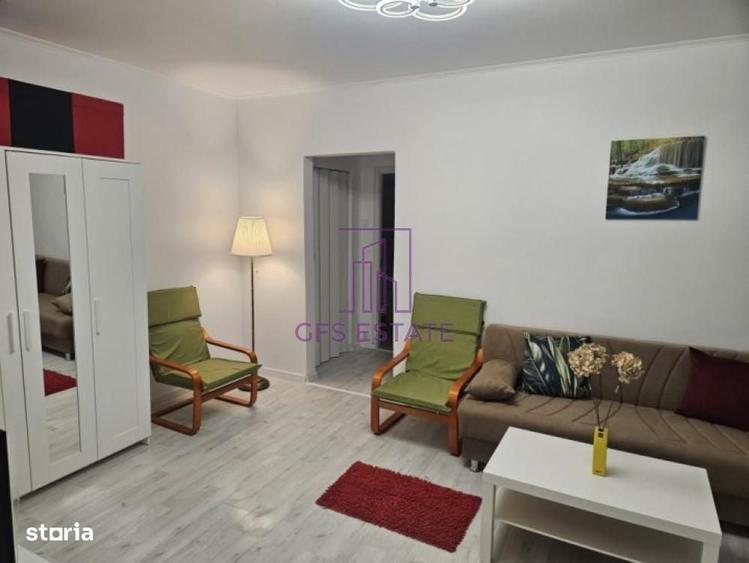 Apartament cu 2 camere semidecomandat în 1 Mai