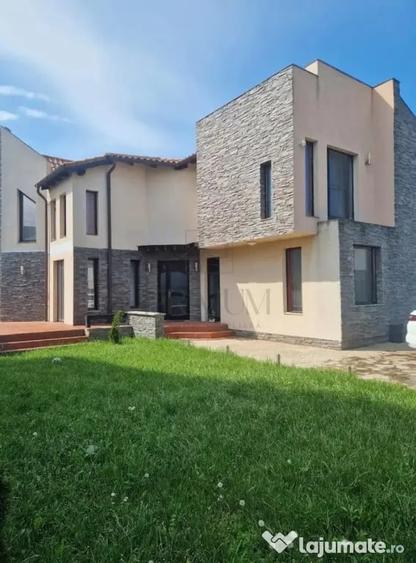 Casă cu 5 camere cu Teren 613 Mp în Moșnița Nouă