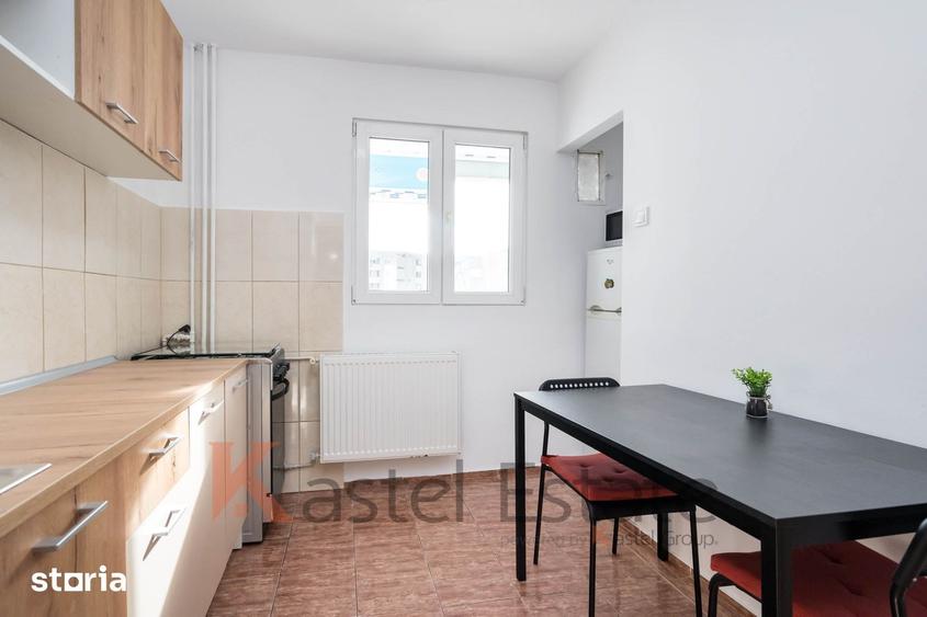 Apartament cu 2 camere decomandat în Tei