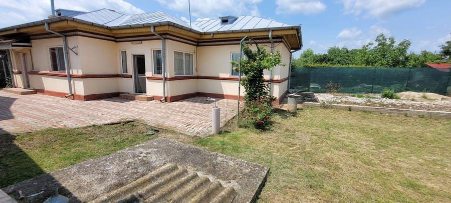 Casă cu 4 camere în Ciocănești