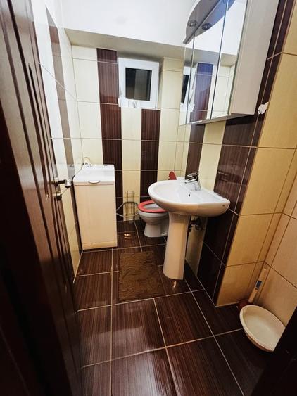 Apartament cu 3 camere decomandat în Dragoș Vodă