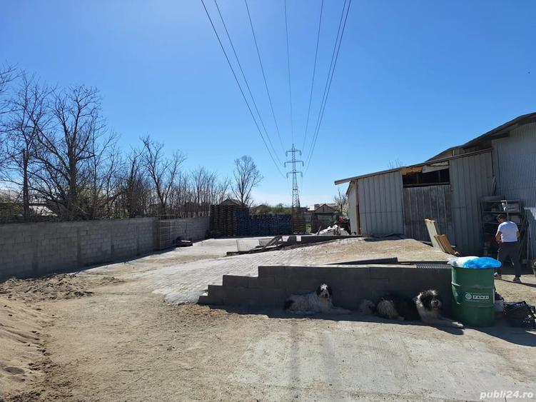 Spațiu comercial, de 2,540 mp, în Cernele