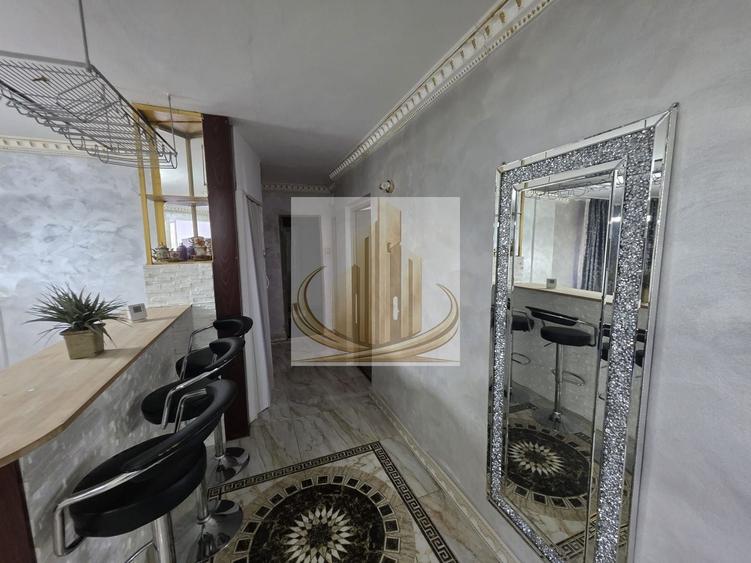 Apartament cu 4 camere decomandat, mobilat în Lipovei