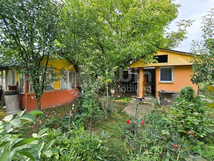 Casă individuală cu 2 camere cu Canalizare în Mociu