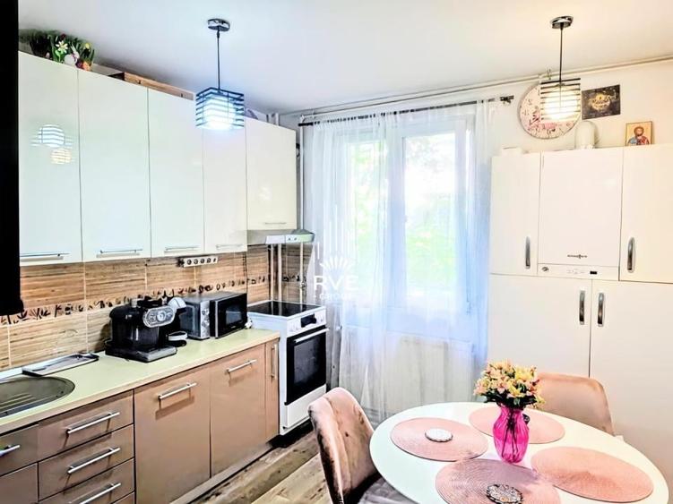 Ap 2 Cam (an 1975, bloc reabilitat, centrala proprie) zona Brancoveanu - 4