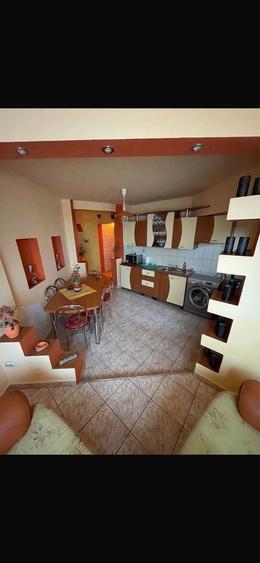 Apartament cu 2 camere decomandat în Grigorescu