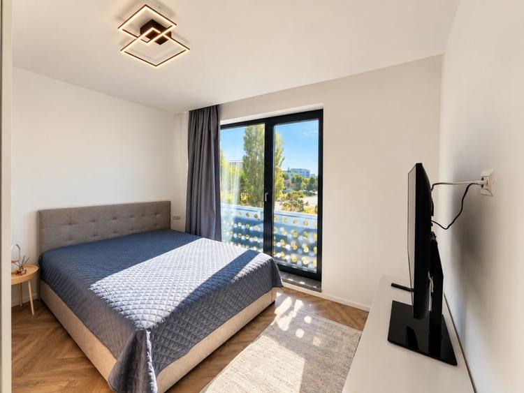Apartament cu 2 camere decomandat, mobilat în Mamaia