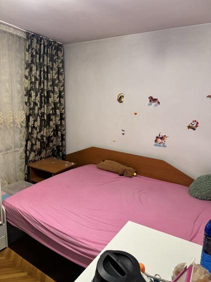 Apartament cu 2 camere semidecomandat în Complex Studențesc