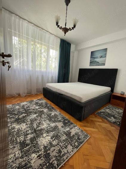 Apartament cu 2 camere semidecomandat în Dâmbovița