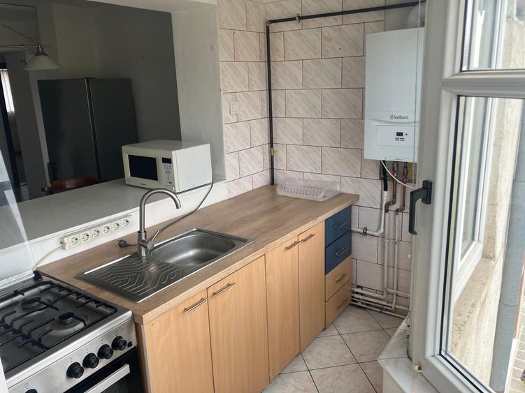 Apartament cu 3 camere decomandat în Ultracentral