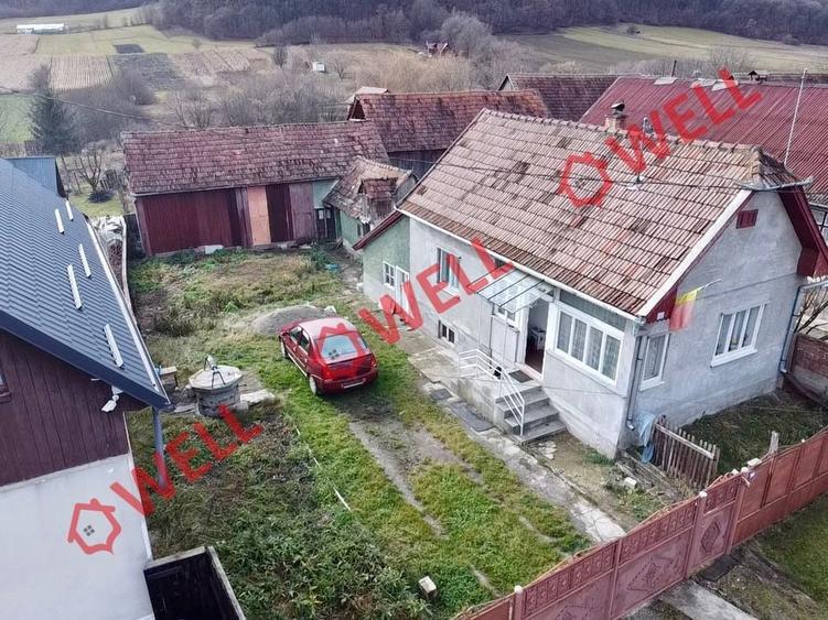 Casă cu 2 camere cu Teren 806 Mp în Vâlcele
