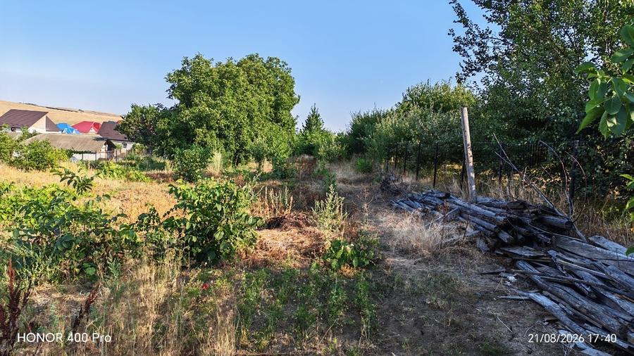 Teren agricol intravilan de 2100 mp, în Nord-Est