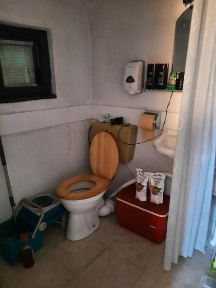 Casă cu 4 camere cu Garaj în Cocorăștii Colț