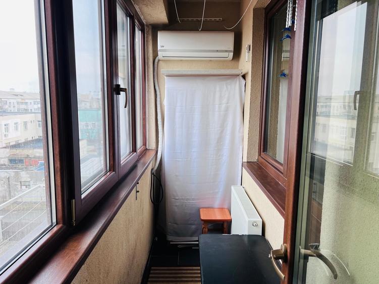 Garsonieră decomandată, mobilată în Galata