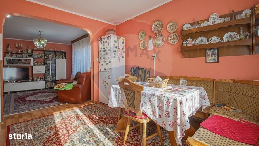 Casa spatioasa si practica, aproape natura si oras- Cartier Darste - 5