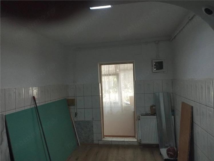 Apartament cu 2 camere semidecomandat în Sud