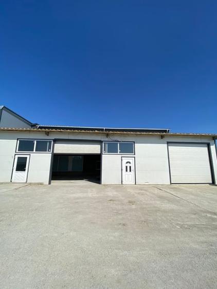 Spațiu comercial, de 220 mp, în Malu Mare