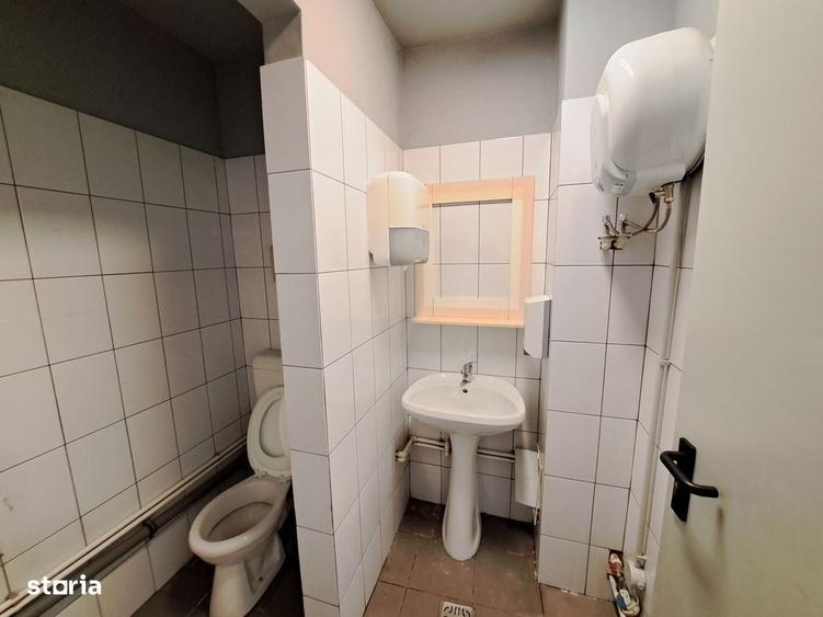Spațiu comercial, de 143 mp, în Vitan