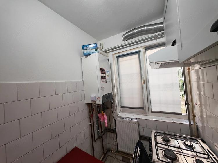 Apartament cu 2 camere nedecomandat în Girocului