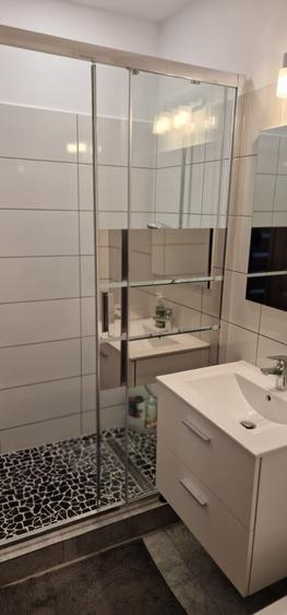 Apartament cu 2 camere semidecomandat în Tomis I