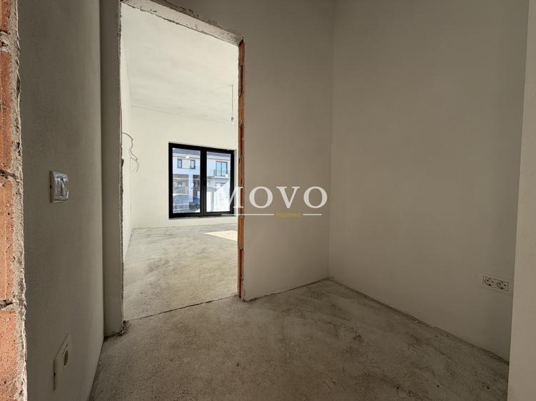 Duplex cu 3 camere cu Canalizare în Moșnița Nouă