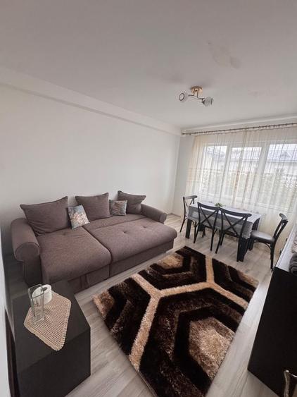 Apartament cu 2 camere decomandat, mobilat în Nord