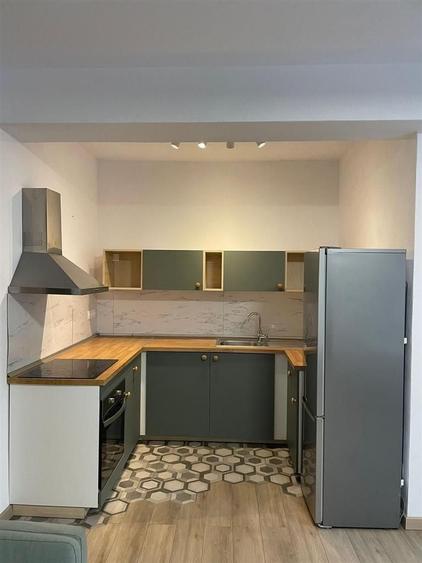Apartament cu 2 camere decomandat, mobilat în Gruia