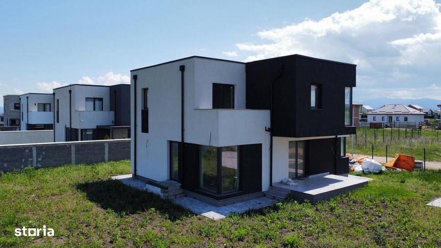 Casa/Vila cu 5 camere de vanzare - Sanpetru - 11