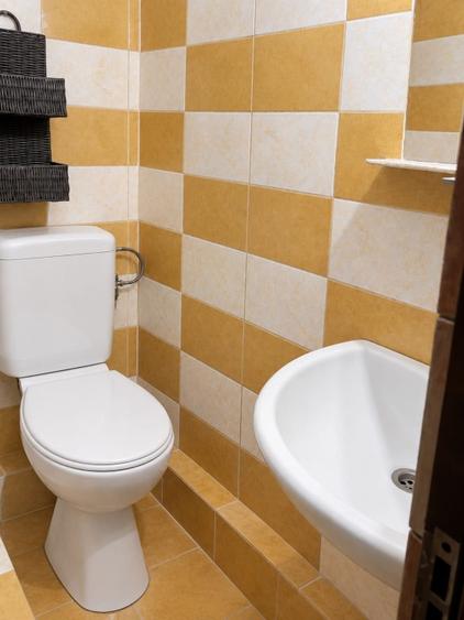 Apartament cu 2 camere decomandat în Lenin