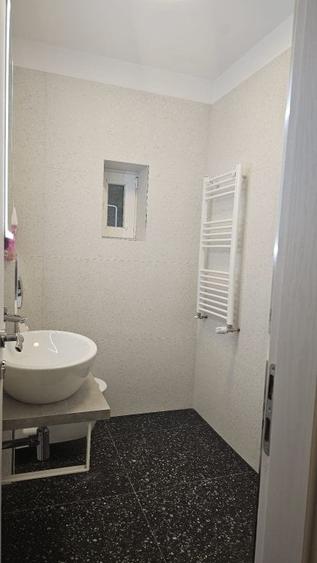 Apartament cu 3 camere în Primăverii