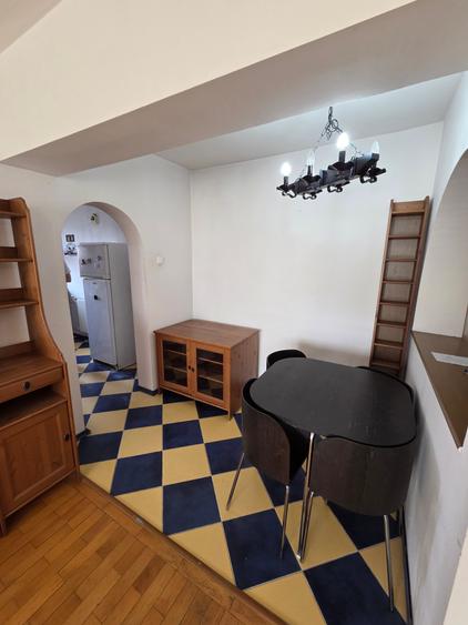 Apartament cu 2 camere semidecomandat în Tineretului